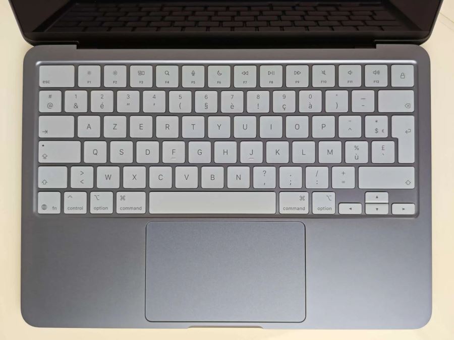 MacBook Neo clavier