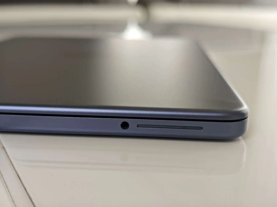 MacBook Neo prise jack