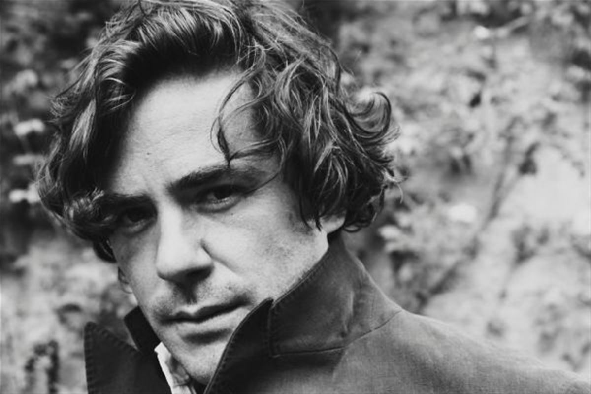 Jack Savoretti en showcase et en séance de dédicaces à la Fnac des Ternes !