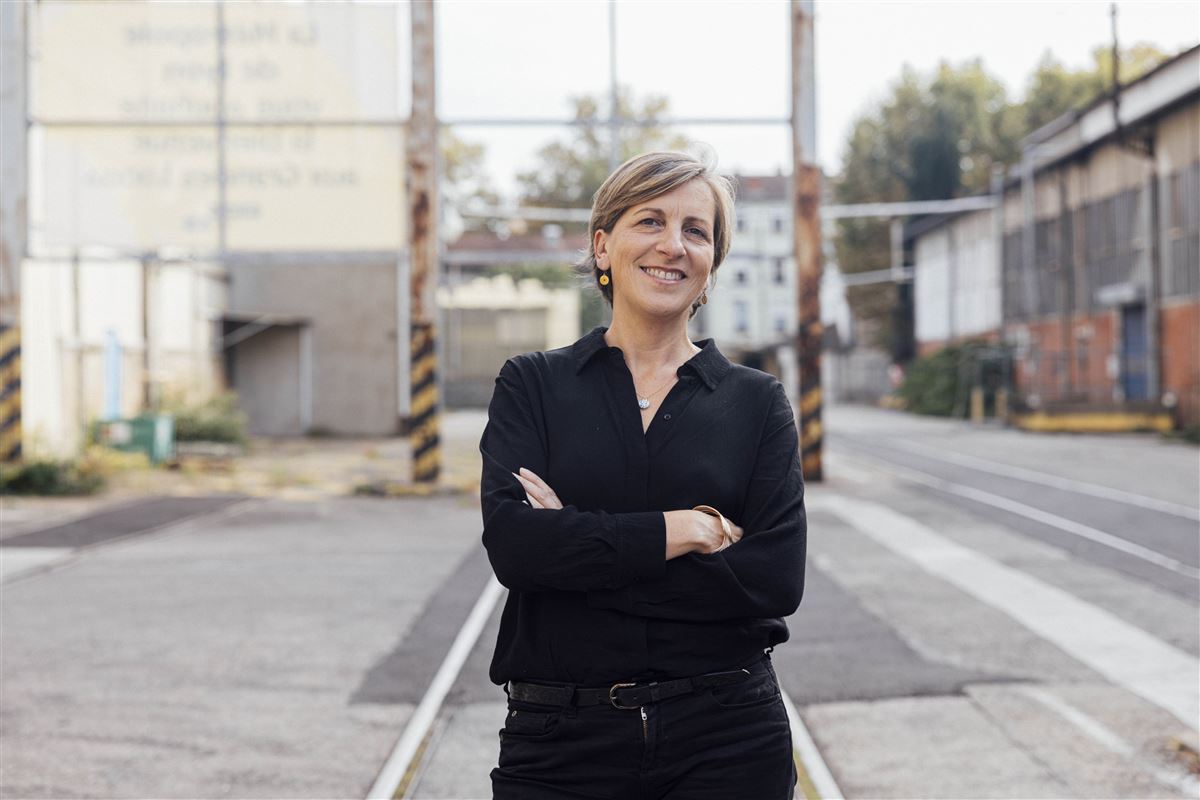 Cécile Bourgeat en dédicace à la Fnac Lyon Bellecour