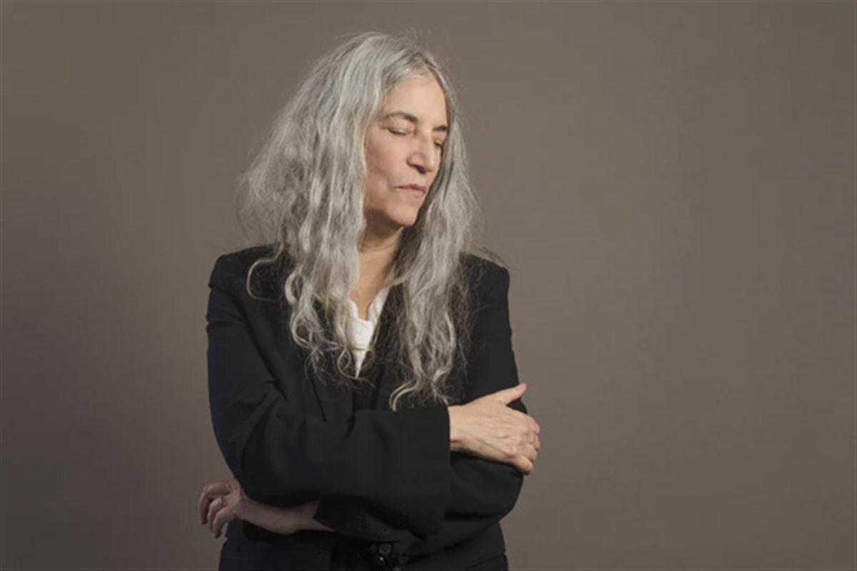 Le pain des anges de Patti Smith : que vaut sa nouvelle autobiographie ?