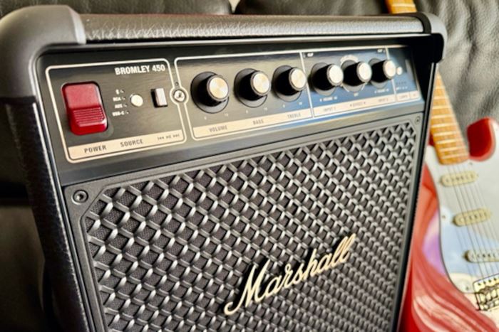 Marshall Bromley 450 vue de face