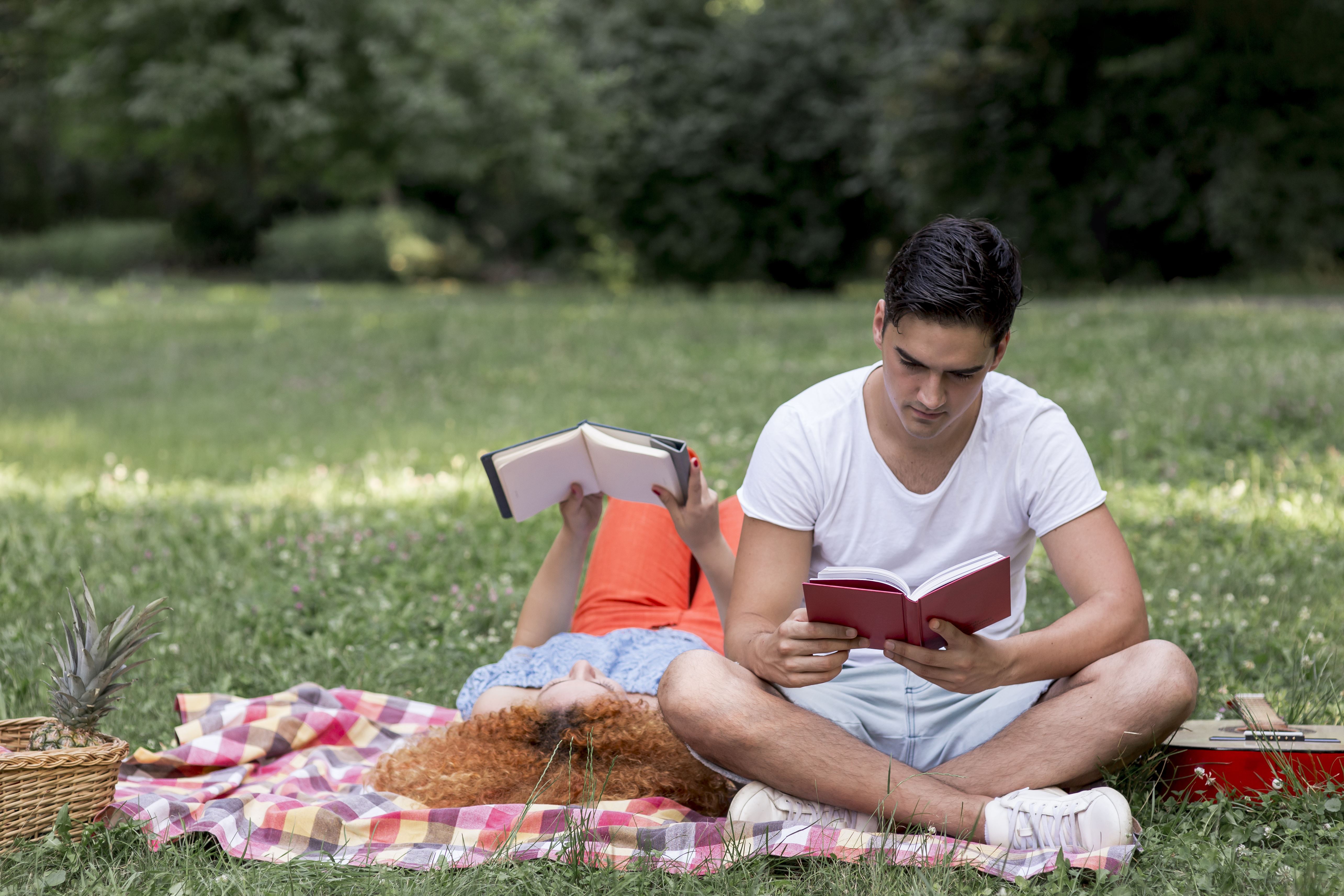 Top 10 best verkochte boeken in juni: fictie, strips & meer