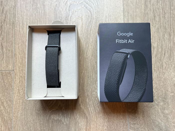 Fitbit Air Packaging