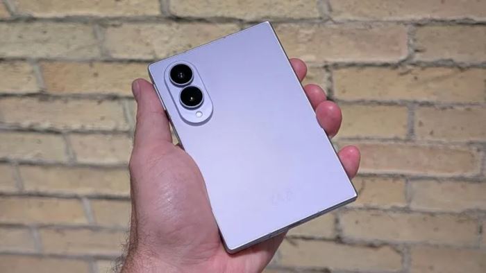 Samsung Galaxy Z Fold 8 3