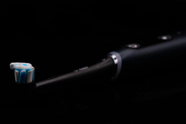 brosse-dents-electrique-oral-b-io-technologie