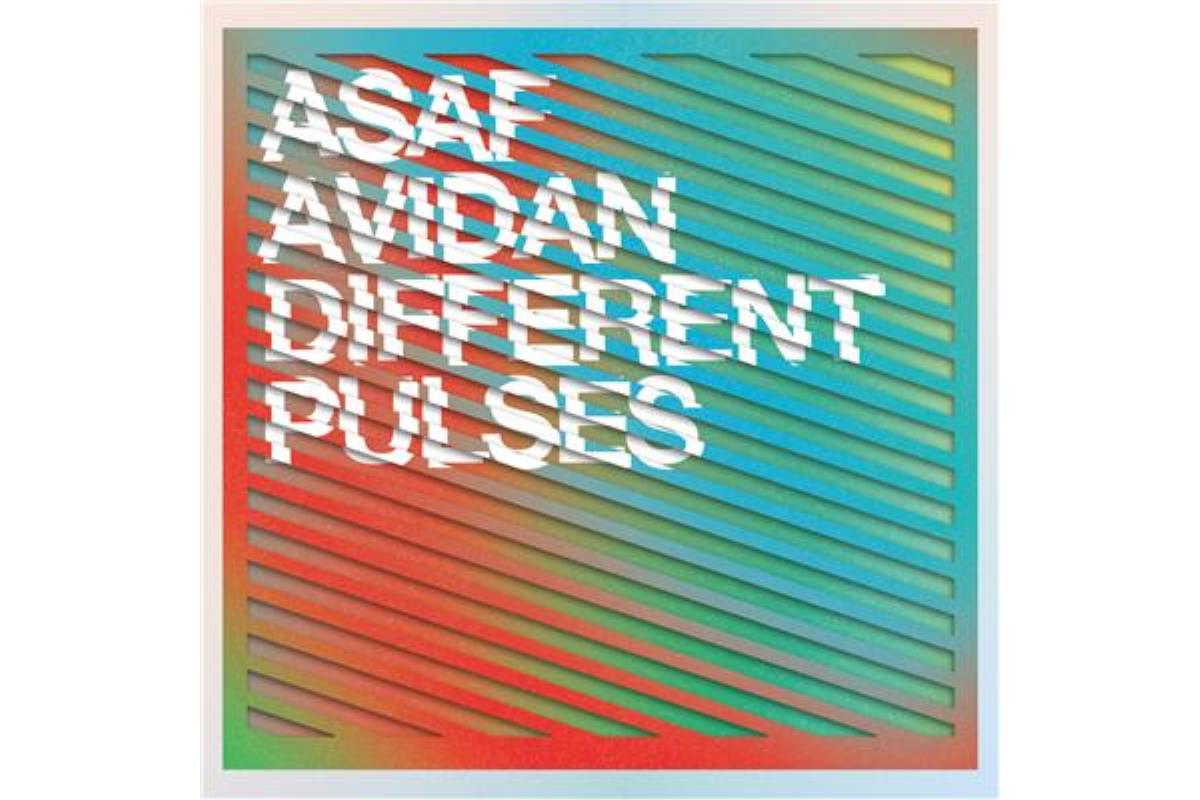 Different Pulses, l'autre facette d’Asaf Avidan