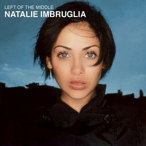 Natalie-Imbruglia-left-in-the-Middle