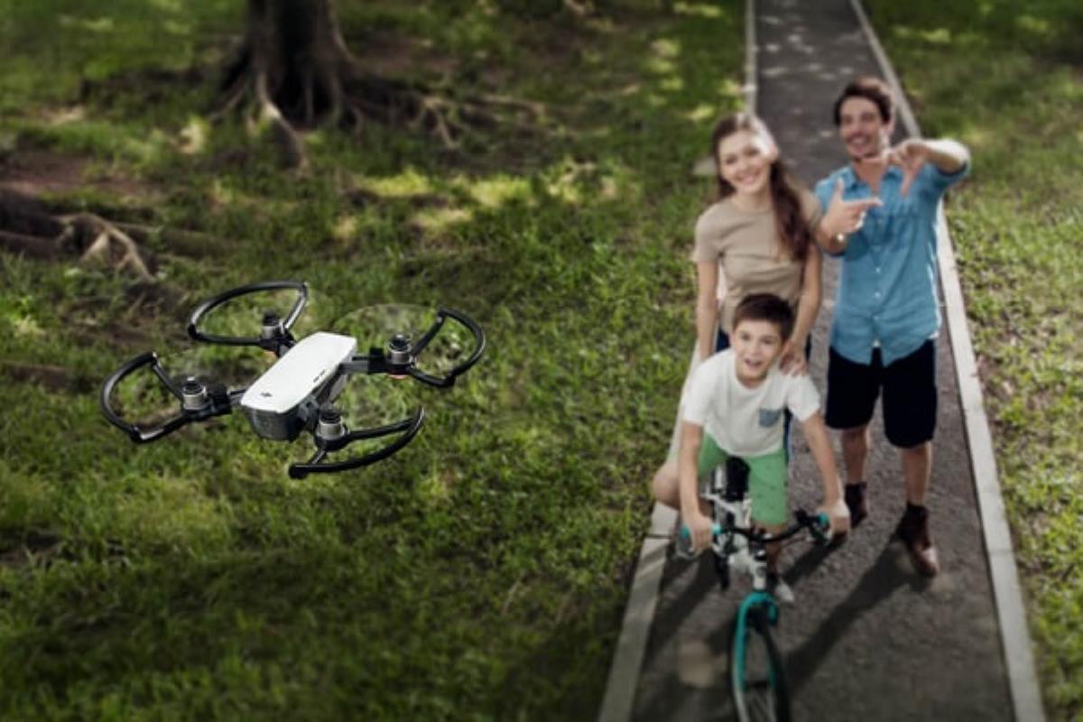 DJI Spark : une nouvelle manière de piloter son drone !