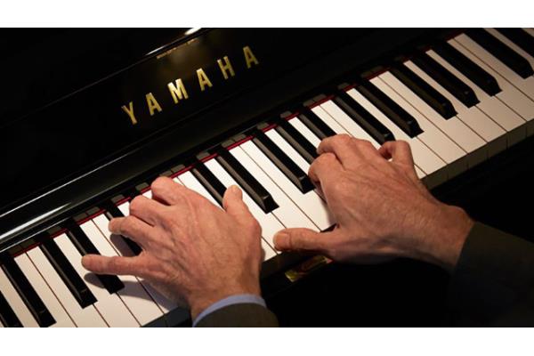 piano-yamaha