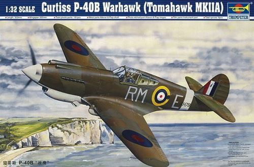 Curtiss P-40b Warhawk - 1:32e - Trumpeter