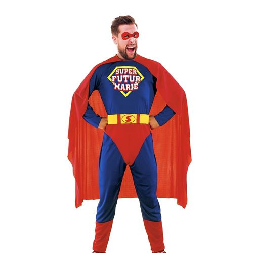 costume super futur marié