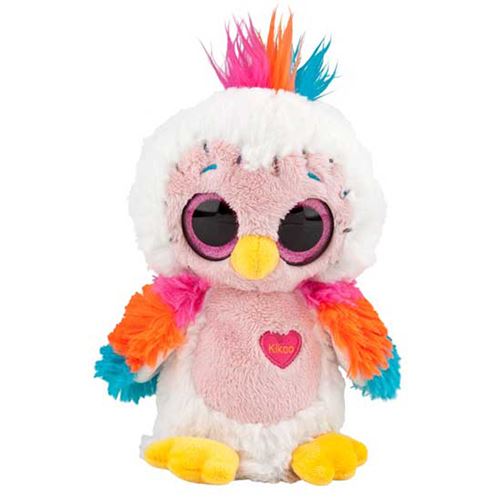 Ylvi et le Kikoo Hug Minimoomis avec son