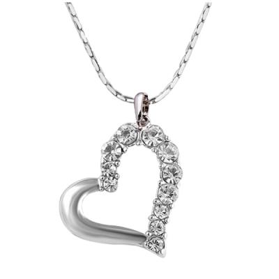 Collier avec pendentif c?ur en strass argenté bijou fantaisie pas cher pendentif