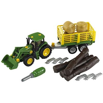Tracteur John Deere avec remorque à bois et à foin