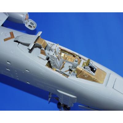 MAQUETTE A 10 THUNDERBOLT II TRUMPE/32 EDUARD BIG3216