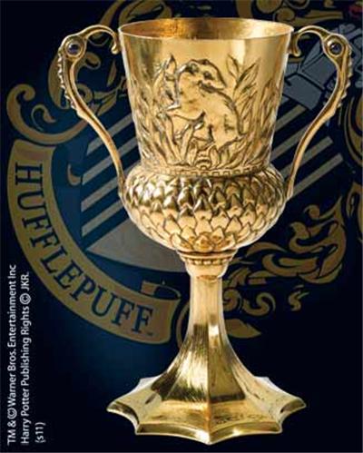 HARRY POTTER-LA COUPE DE HELGA POUFSOUFFLE