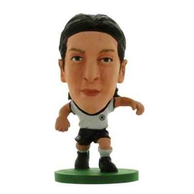 Soccerstarz - 400381 - figurine sport - mesut ozil dans sa tenue déquipe dallemagne à domicile