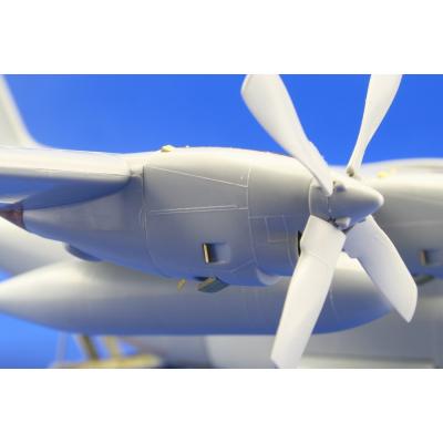MAQUETTE C 130H/J HERKULES ITALERI /72 EDUARD BIG7235