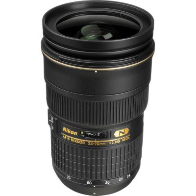 Nikon AF-S NIKKOR 24-70mm f/2.8 G ED (Objectifs) État correct - Nikon reconditionné disponible sur Fnac