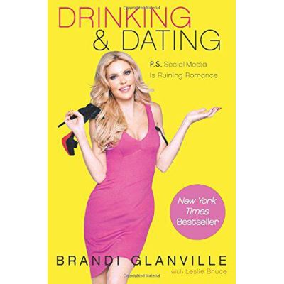 Drinking and Dating: P.S. Social Media Is Ruining Romance - [Version Originale]