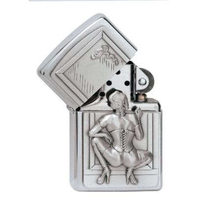 ZIPPO - BRIQUET FEMME FUMEUSE