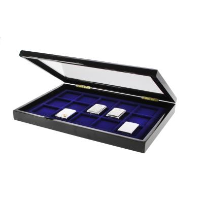 Vitrine pour 15 briquets Zippo
