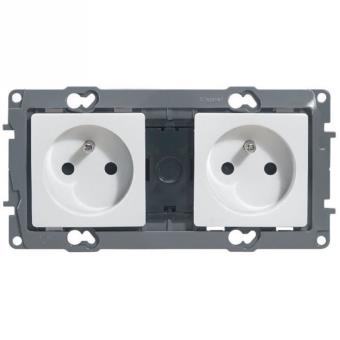 legrand prise de courant avec terre pr 233 c 226 bl 233 e nilo 233 legrand prise de courant avec terre pr 233 c 226 bl 233 e nilo 233
