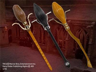 Potter Marque Collection Figurines Pages De Harry Autres Balais 29YeHWDEI