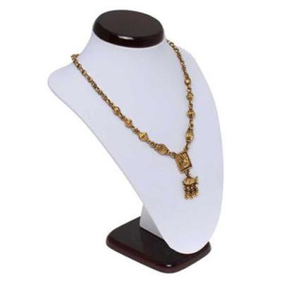 Buste de présentation bois pour colliers ou chaines simili cuir blanc