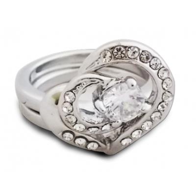 Bague fantaisie argentée en forme de coeur avec des strass brillants bijou fantaisie pas cher pendentif