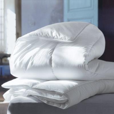 couette 220x240 cm microfibre anti-acariens