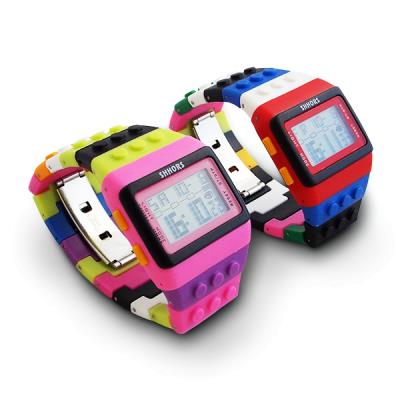 Montre SHHORS plastique avec chronomètre, alarme, date rouge