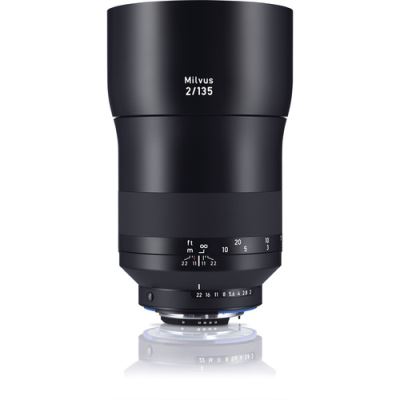 ZEISS objectif milvus t* 135 mm f/2 zf.2 nikon + paresoleil