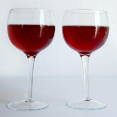 Ensemble de 2 verres à vins éméchés
