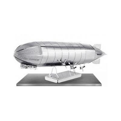 Maquette Metal Earth Graf Zeppelin