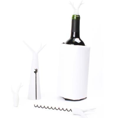 Kit foret blanc - 1 tire-bouchon, 1 housse rafraichissante et 2 bouchons.