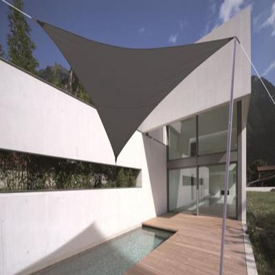 Voile d'ombrage triangulaire Ardoise en Polyester 280 grs/m² anti-UV, 500 x 500 x 500 cm avec kit de fixation -PEGANE-