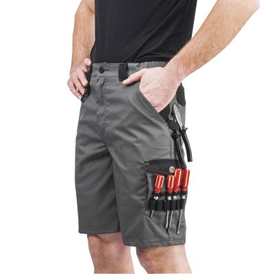 Bermuda de travail gris et noir Taille 48