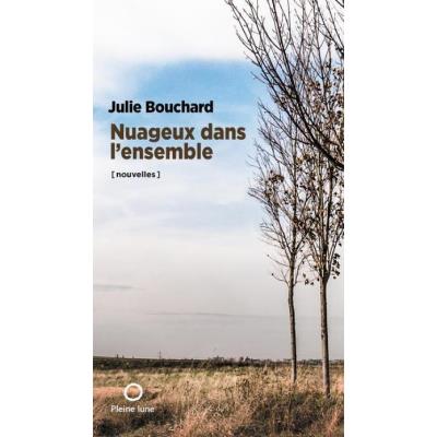Nuageux Dans L'Ensemble