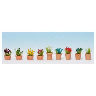 Fleurs en petits pots de fleurs