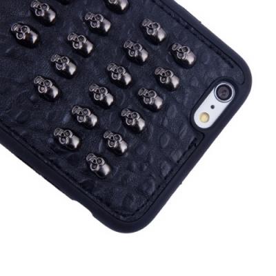 Iphone 6 Plus : Coque Housse Silicone Gel (TPU) Rivets Tête de Mort