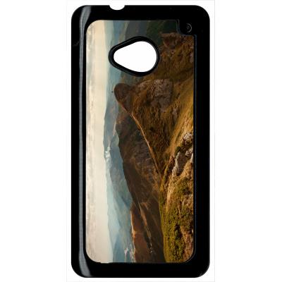Coque HTC m7 montagne foret verdure