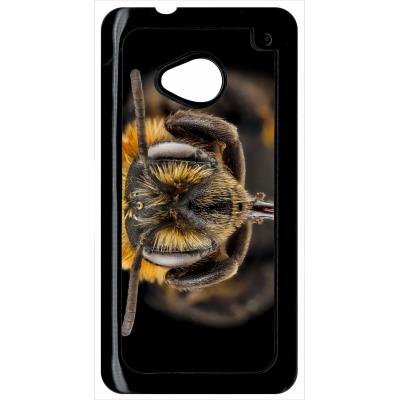 Coque HTC m7 macro tete d'abeille sur fond noir