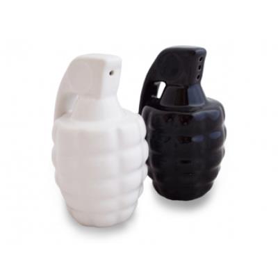 2 grenades poivre / sel deco maison ustensile cuisine