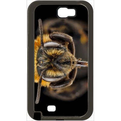 Coque samsung note 2 macro tete d'abeille sur fond noir