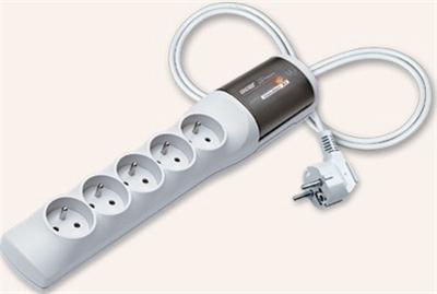 Multiprise avec interrupteur : 5 prises, cable de 1,5 m, Xprote