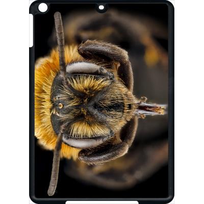 Coque pour apple ipad air macro tete d'abeille sur fond noir
