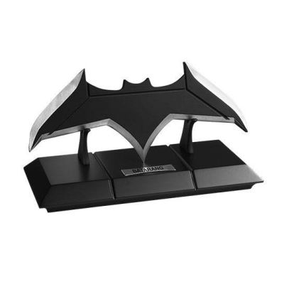 Batman - Réplique officielle 1/1 Batarang