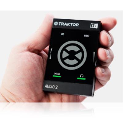 Mixers Numériques Native Instruments Traktor Audio 2 Mk2 Interfaces Audio Dj